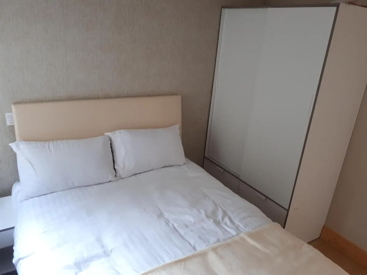 Apartment One Double Bedroom Flat Dublin